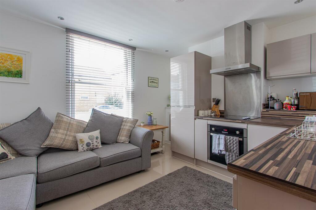 Additional property image - Severn Road, Cardiff