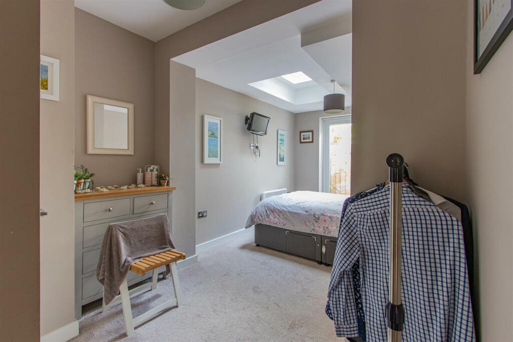 Additional property image - Severn Road, Cardiff