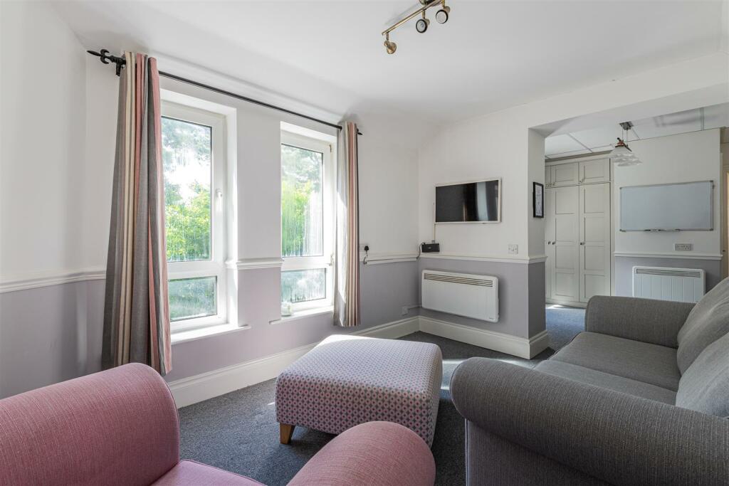 Additional property image - Silverton, Fairwater Road, Llandaff, Cardiff