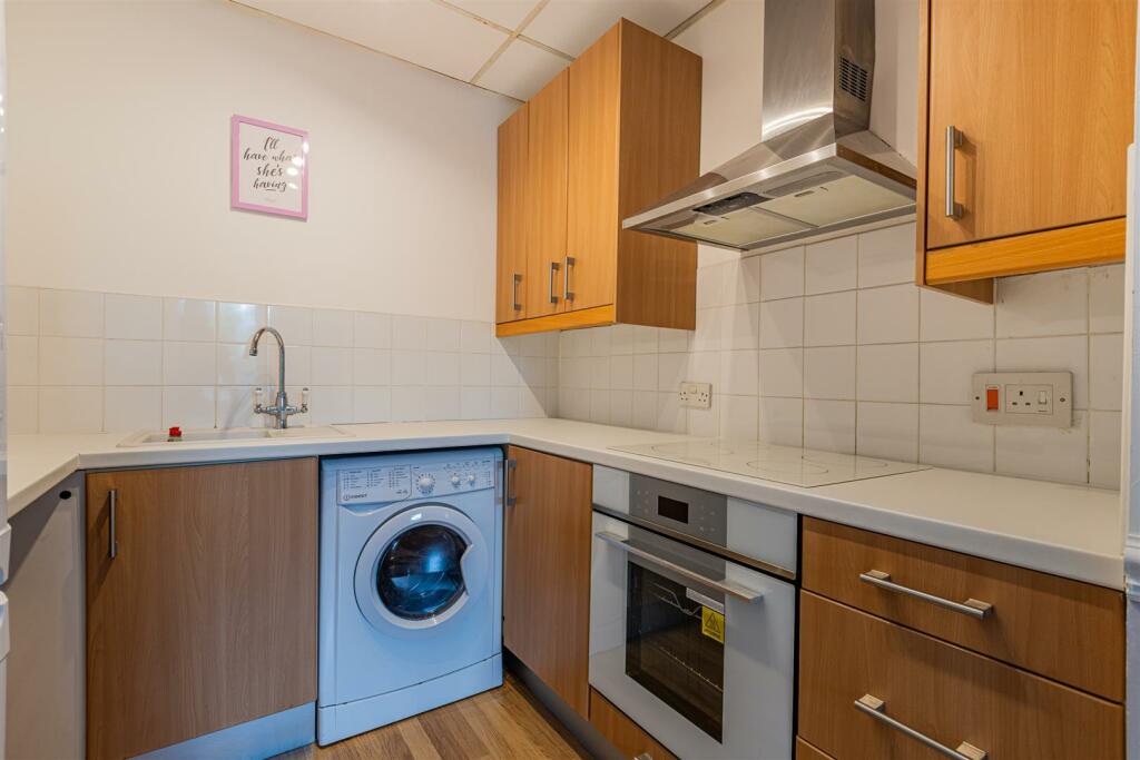 Additional property image - Silverton, Fairwater Road, Llandaff, Cardiff