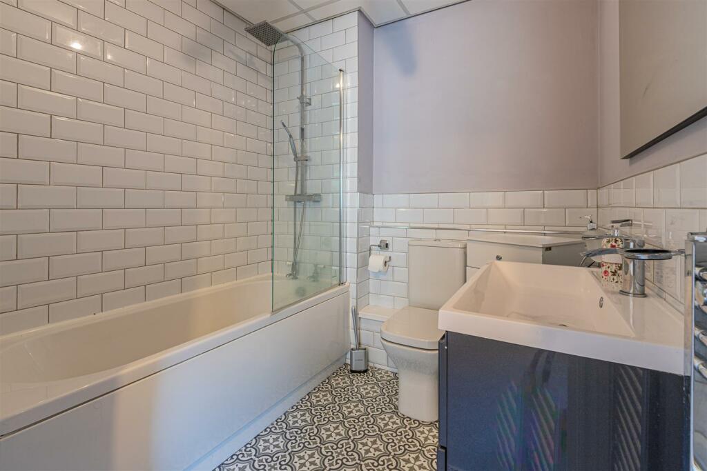 Additional property image - Silverton, Fairwater Road, Llandaff, Cardiff