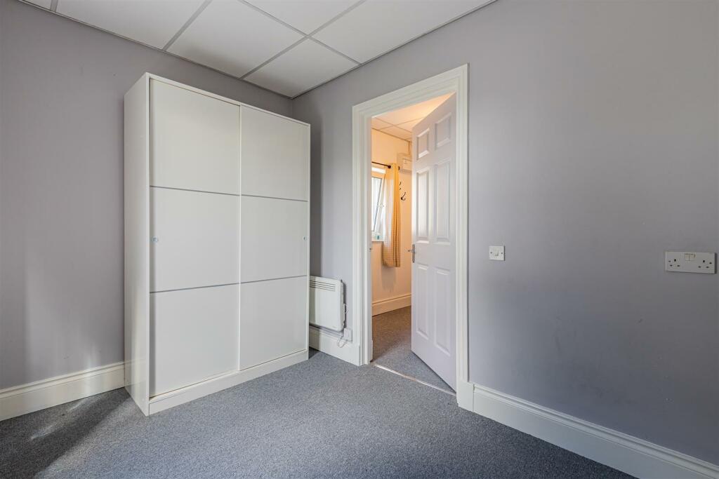 Additional property image - Silverton, Fairwater Road, Llandaff, Cardiff