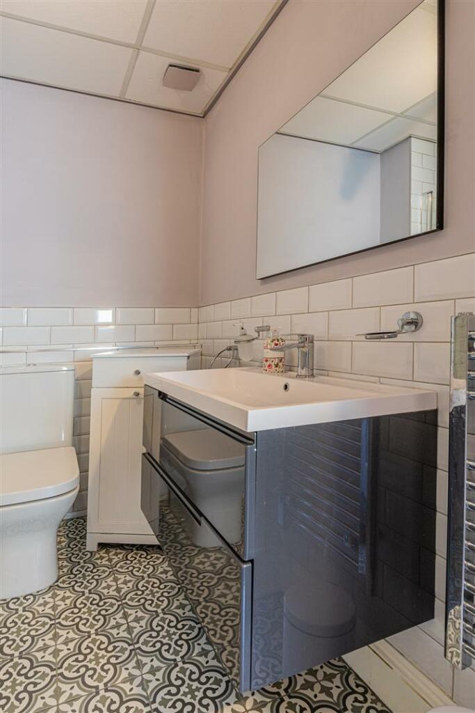 Additional property image - Silverton, Fairwater Road, Llandaff, Cardiff
