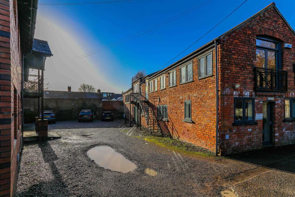 Additional property image - Ty Cefn, Canton