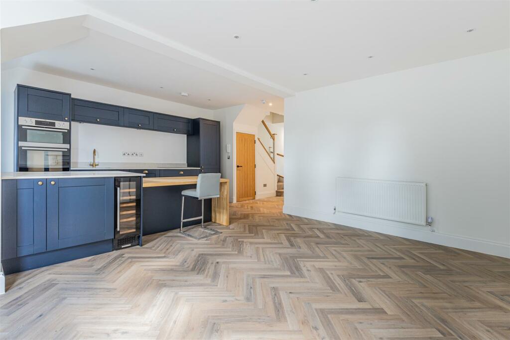 Additional property image - Cathedral Road, Cardiff