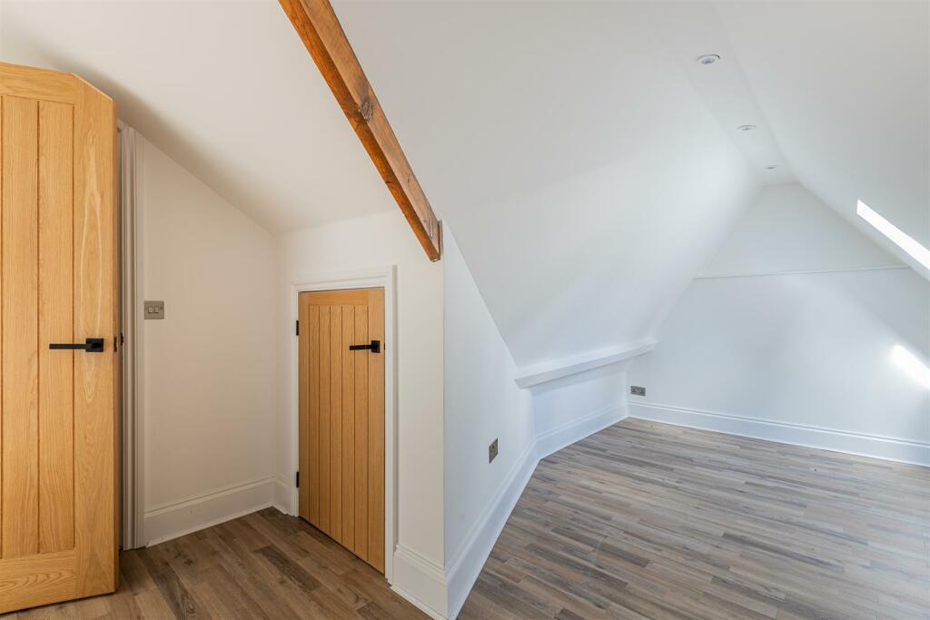 Additional property image - Cathedral Road, Cardiff