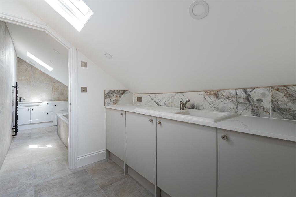 Additional property image - Cathedral Road, Cardiff