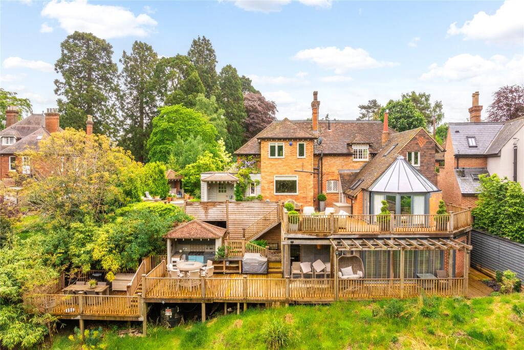 Main image of property: Silverbirches Lane, Woburn Sands, Milton Keynes, Bedfordshire, MK17
