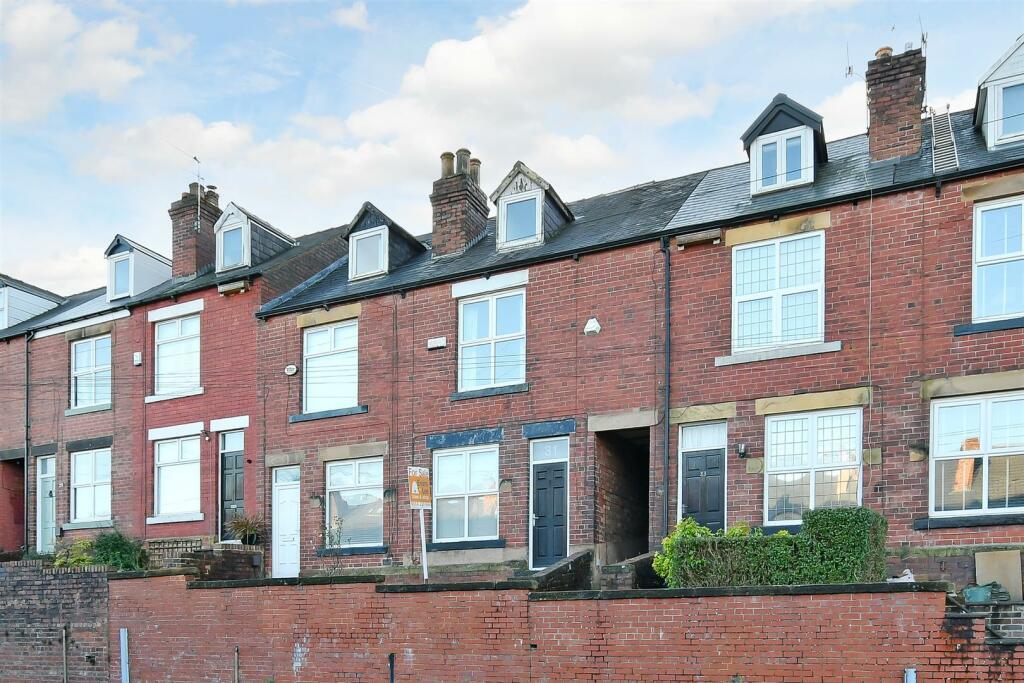 3 bedroom terraced house