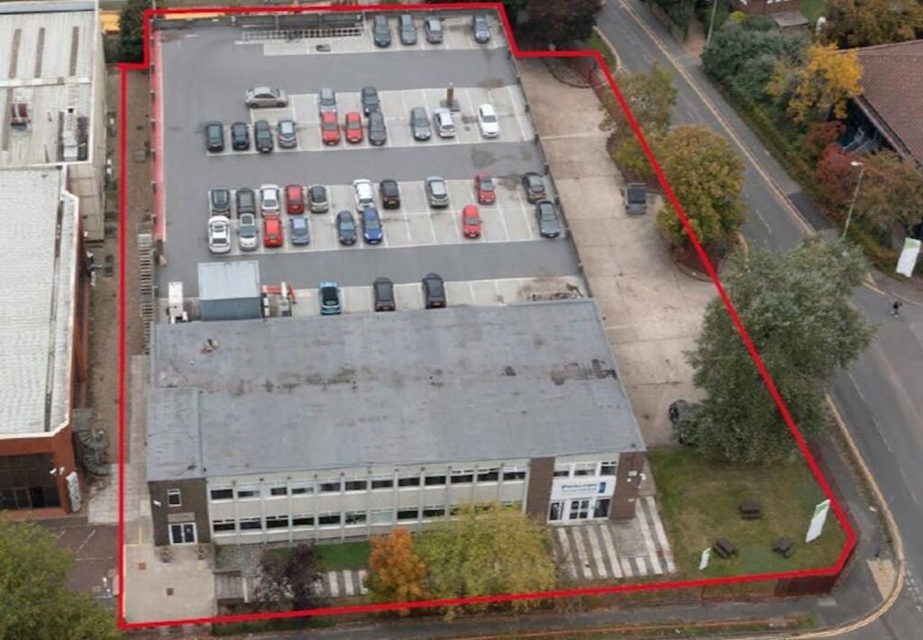 Main image of property: 448 Basingstoke Road, Reading, Reading, RG2 0LP