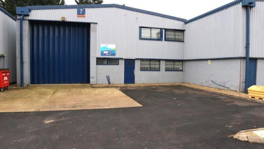 Main image of property: Unit 7 Oxford Road Industrial Estate, Gresham Way, Reading, RG30 6AW