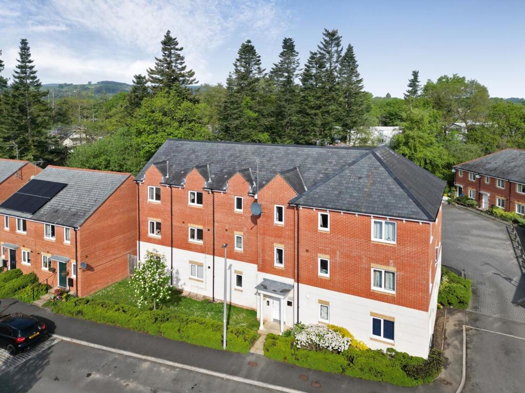 Main image of property: Bovey Tracey, TQ13