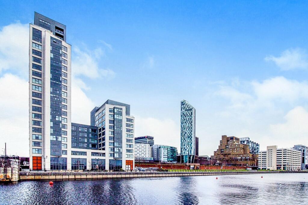 1 bedroom apartment for sale in William Jessop Way, Liverpool