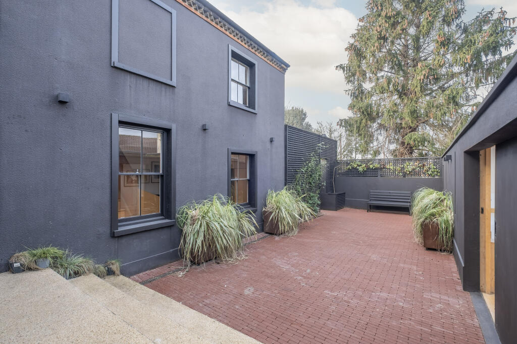 Main image of property: Castlebar Hill, Ealing, W5