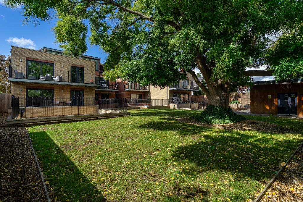 Main image of property: Gunnersbury Avenue, Ealing, W5