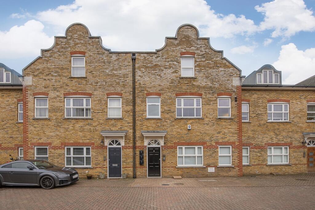 Main image of property: High Street, Hampton Hill, TW12