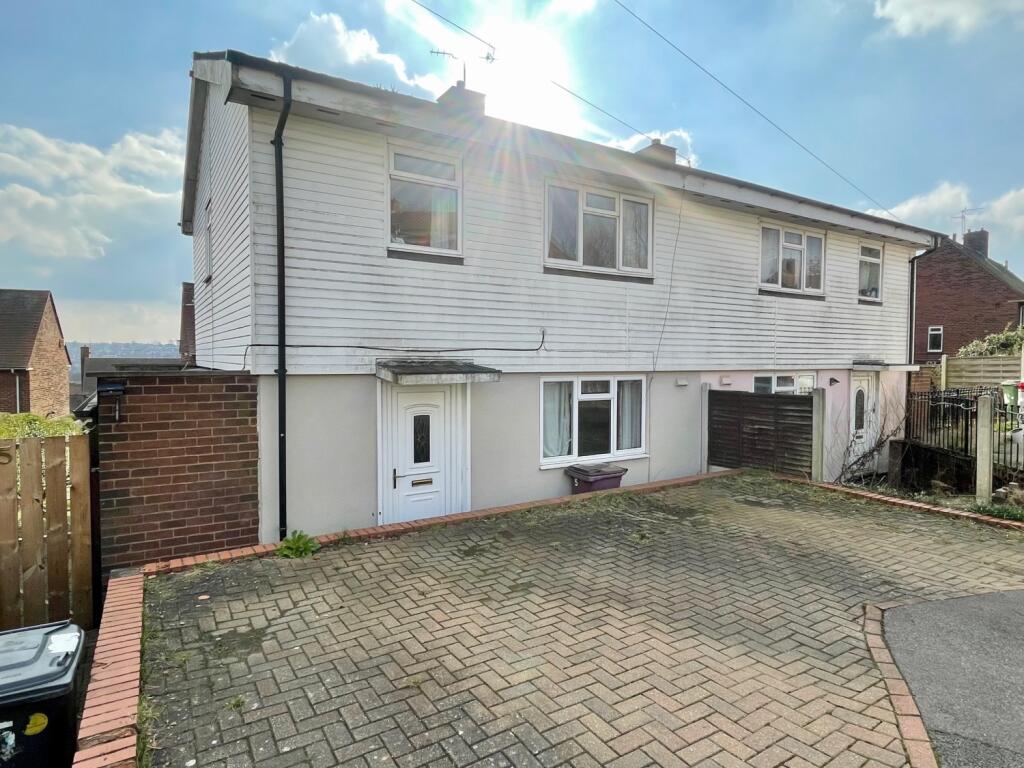 3 bedroom semidetached house for sale in Snape Hill Close, Dronfield