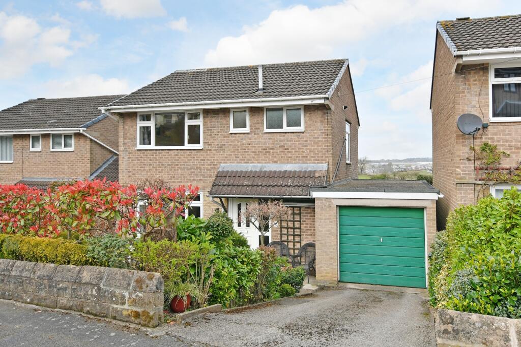 3 bedroom detached house for sale in Westbank Close, Coal Aston