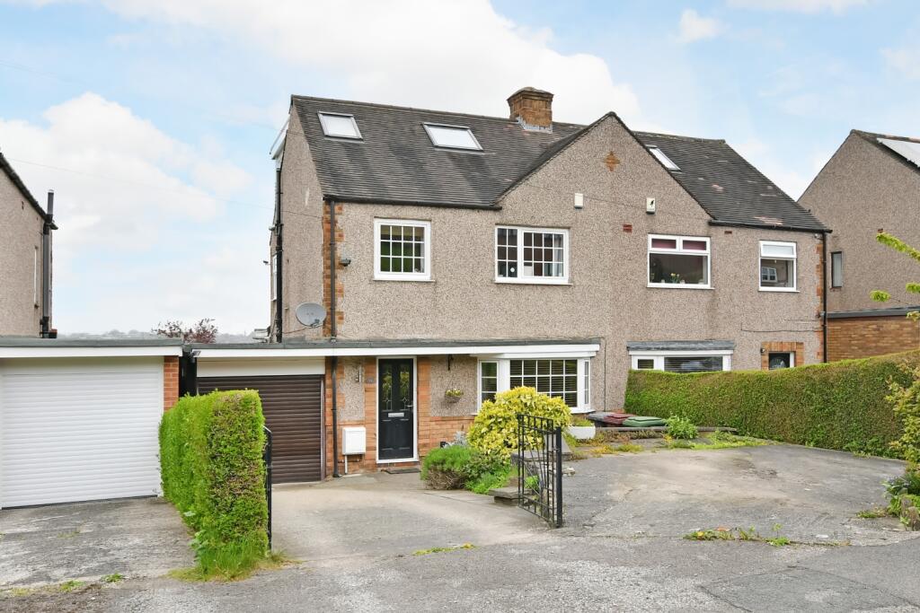 4 bedroom semidetached house for sale in Holmley Lane, Dronfield