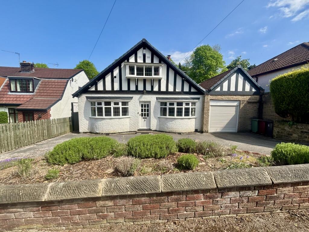 Main image of property: Moorgate Crescent, Dronfield, Derbyshire, S18