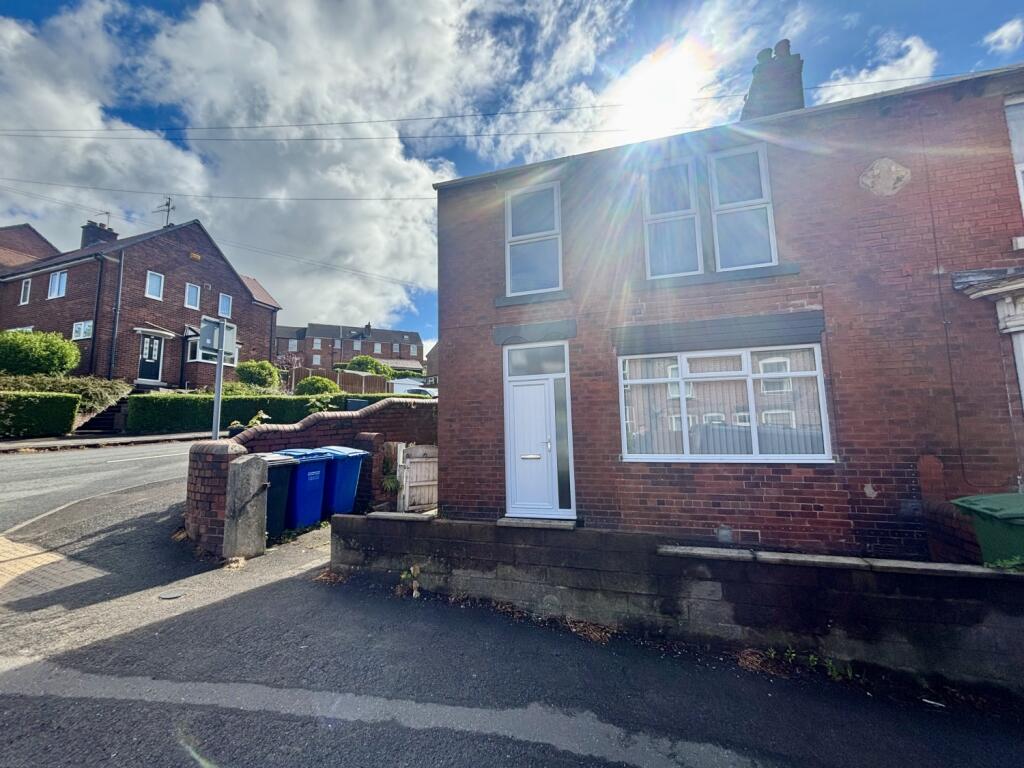 Main image of property: Whittington Hill, Old Whittington, Chesterfield, Derbyshire, S41 9EZ