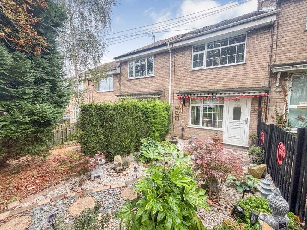 Main image of property: Highwood Place, Eckington, Sheffield, South Yorkshire, S21
