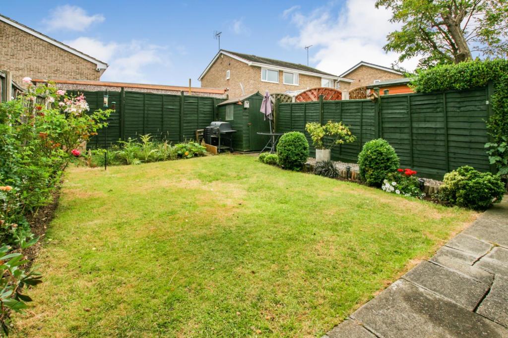 3 bedroom semidetached house for sale in Coniston Road, Dronfield