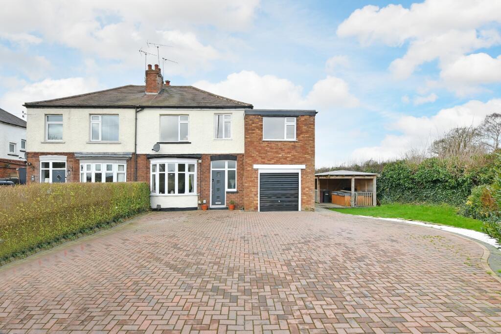 5 bedroom semidetached house for sale in Bowshaw, Dronfield