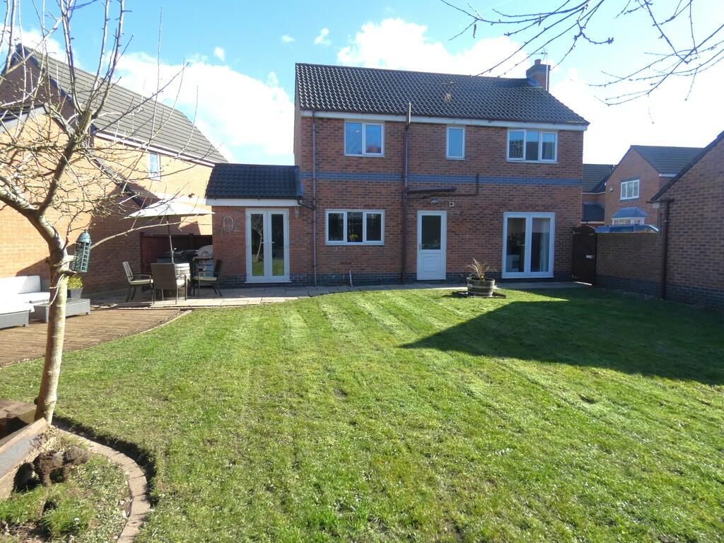 4 bedroom detached house for sale in Manor Way, Coppull, PR7