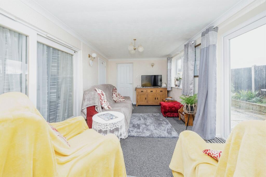 3 bedroom detached bungalow for sale in The Glebe, Hemsby, Great