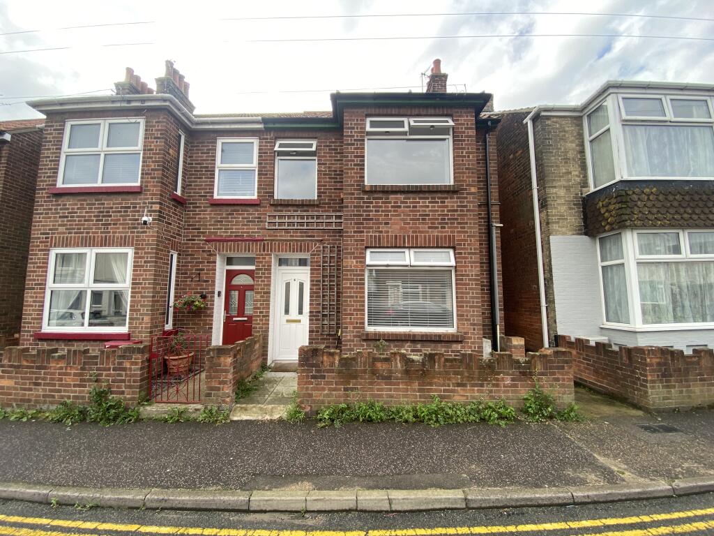 Main image of property: Cross Road, Gorleston, GREAT YARMOUTH