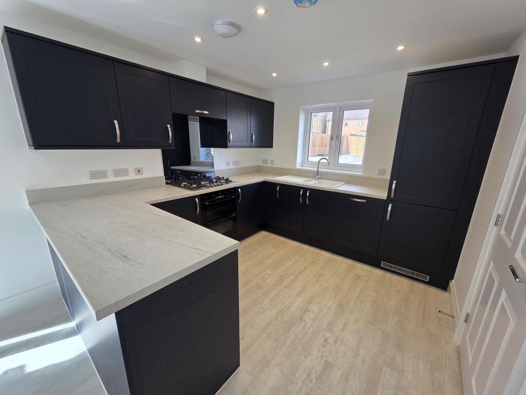 Main image of property: Maypole Road, Mansfield, NG19