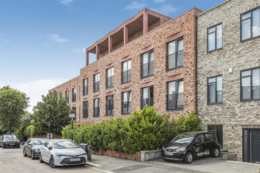 Main image of property: Gainsford Road, Walthamstow, London, E17
