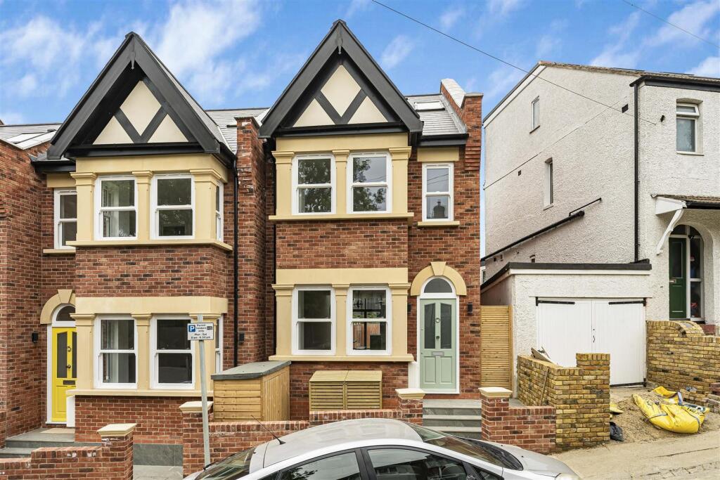 Main image of property: Aubrey Road, Walthamstow, London, E17