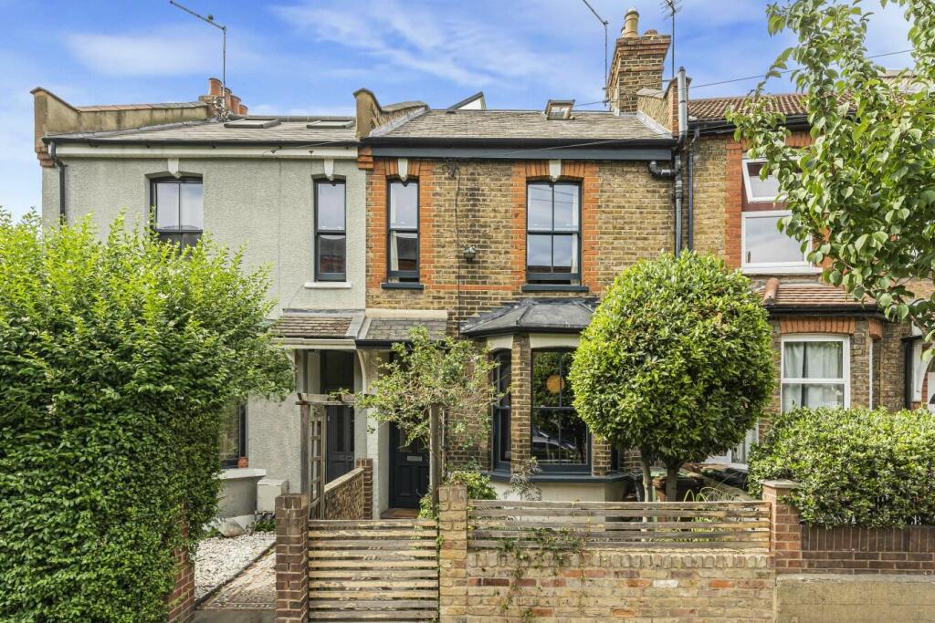 Main image of property: Wellesley Road, Walthamstow, London, E17