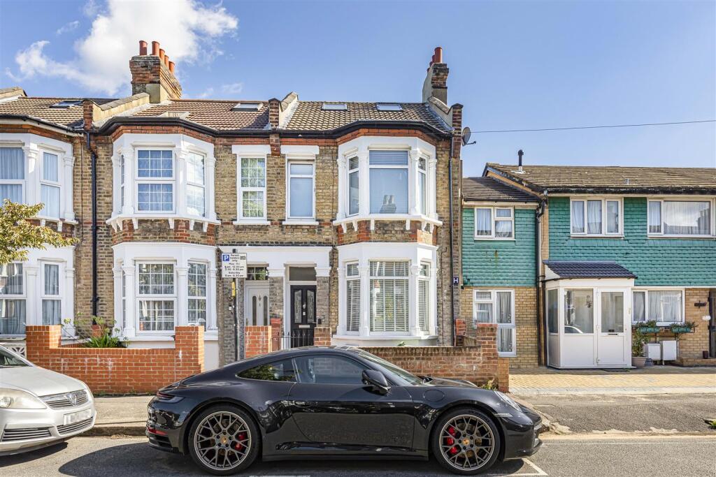 Main image of property: Salcombe Road, Walthamstow, London, E17