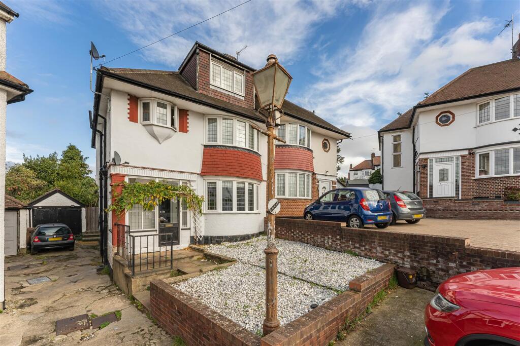 Main image of property: Priory Close, Chingford, London, E4