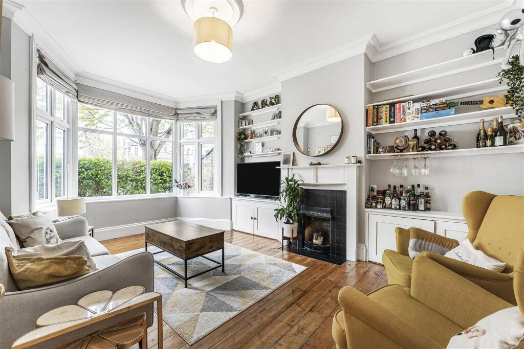 Main image of property: Cleveland Park Crescent, Walthamstow, London, E17