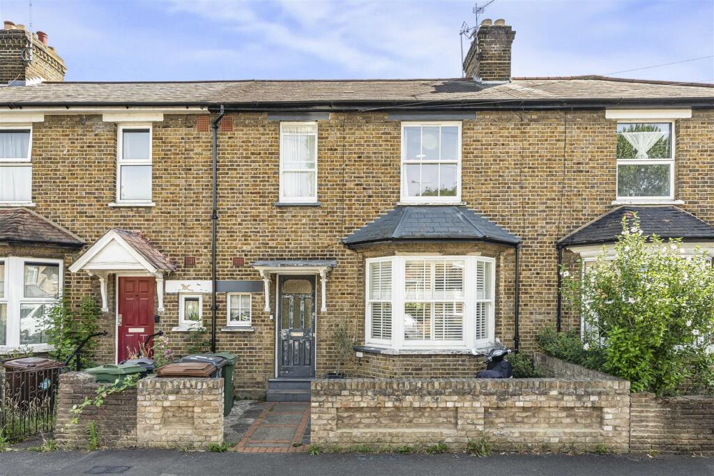 Main image of property: Lyne Crescent, Walthamstow, London, E17