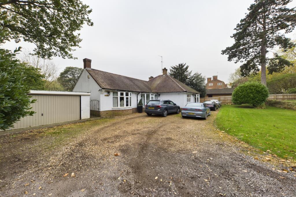 Main image of property: Wellingborough Road, Northampton, NN3