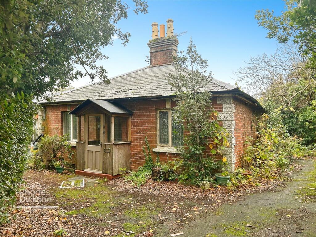 Main image of property: Worsley Road, Cowes, Isle of Wight