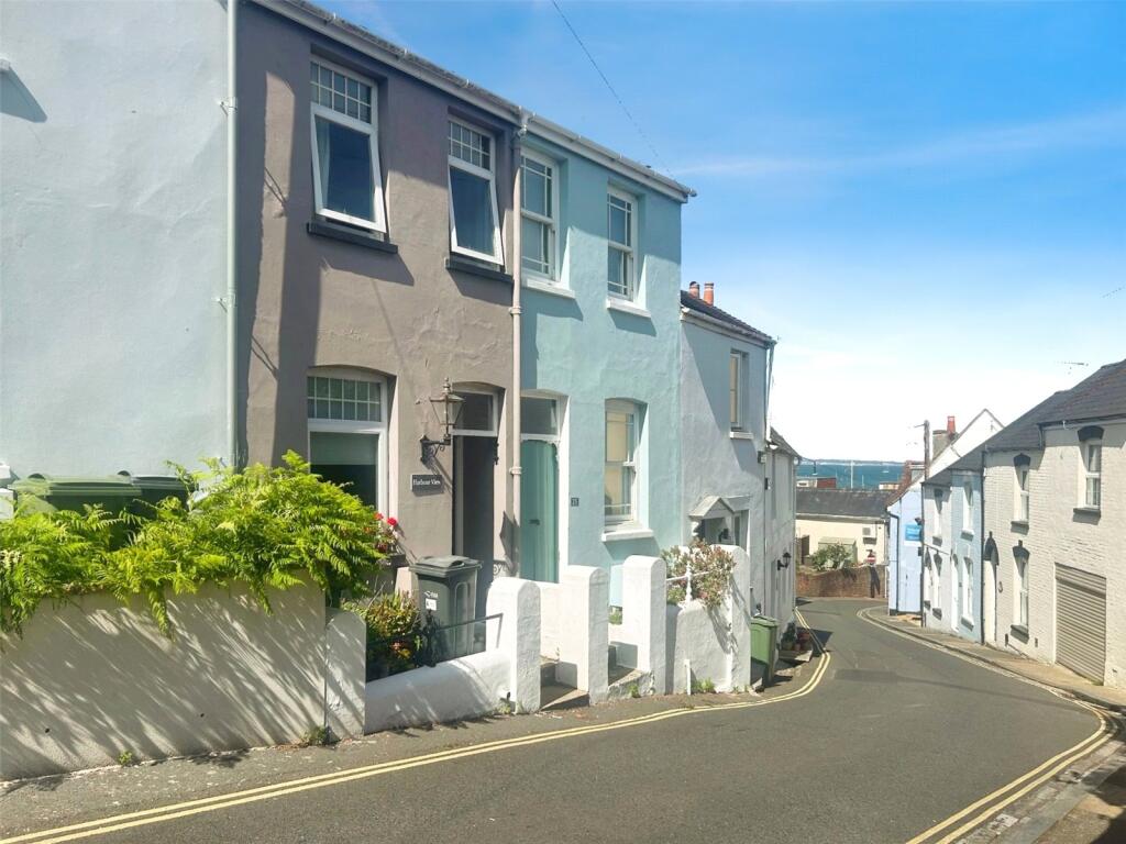 Main image of property: Sun Hill, Cowes, Isle of Wight