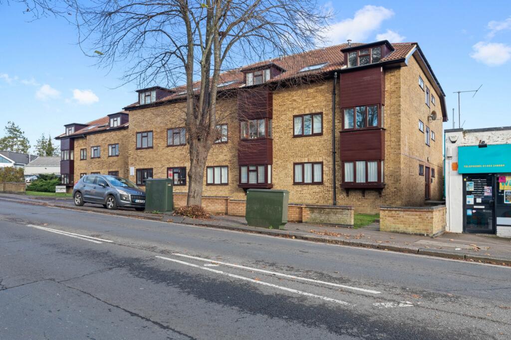 1 bedroom apartment for sale in Parkside, Burgess Hill, RH15
