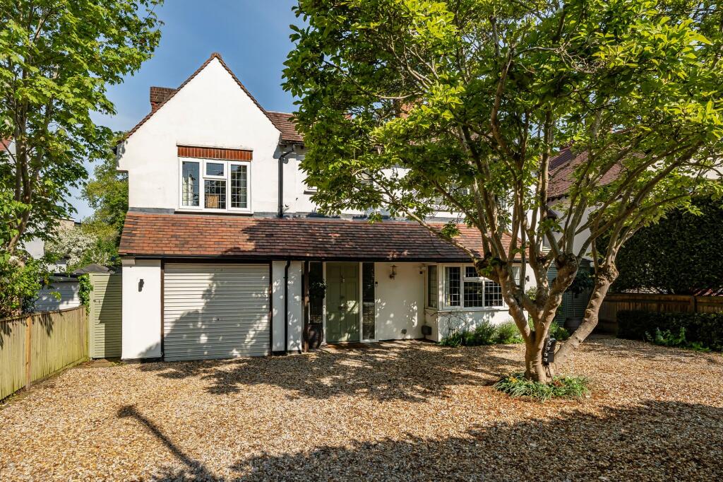 Main image of property: London Road, Ewell, KT17