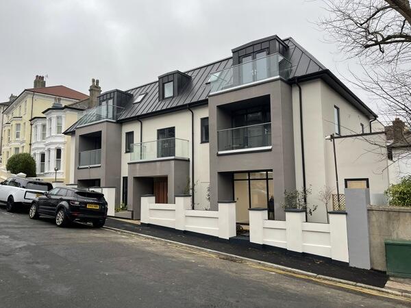 Main image of property: 25A York Villas, Brighton BN1 3TS