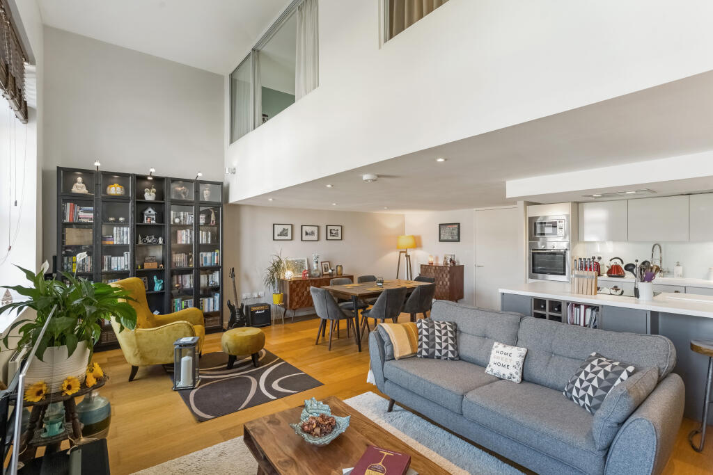 Additional property image - Unity Street, Bristol, BS1