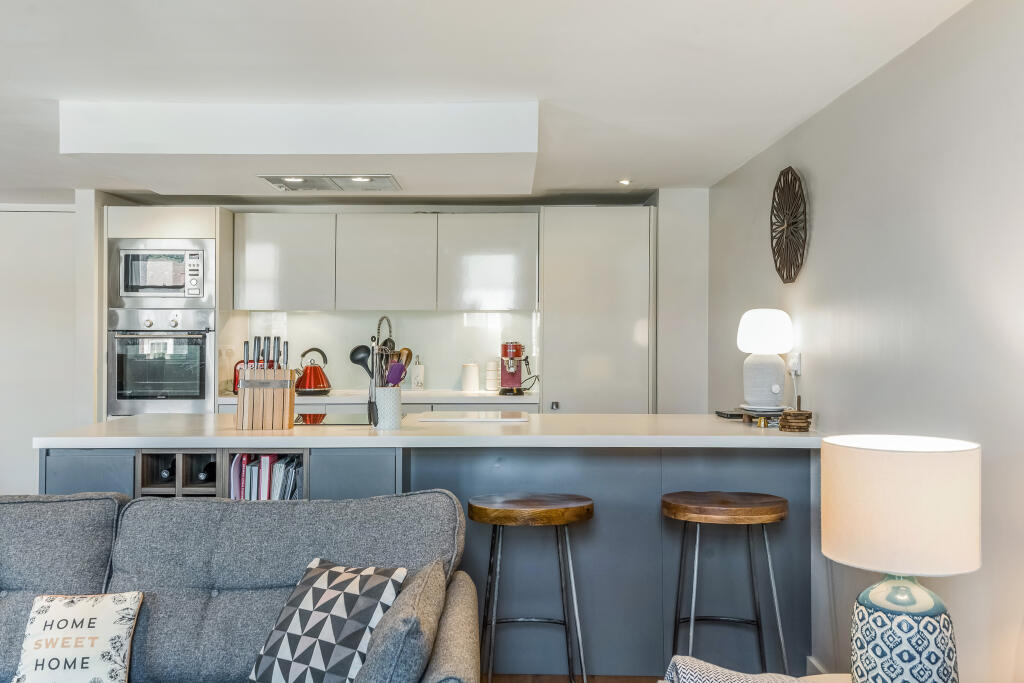 Additional property image - Unity Street, Bristol, BS1