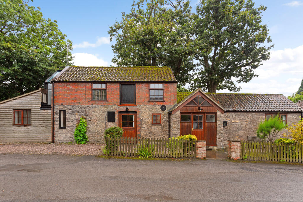 Main image of property: Hacket Lane, Thornbury, BS35