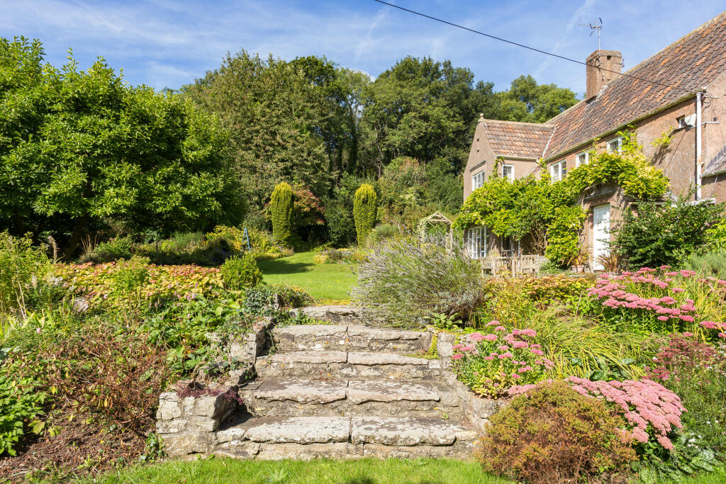Additional property image - Lower Hazel, Rudgeway, BS35