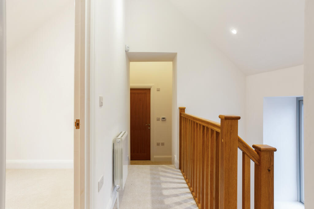 Additional property image - Badgers Lane, Almondsbury, BS32